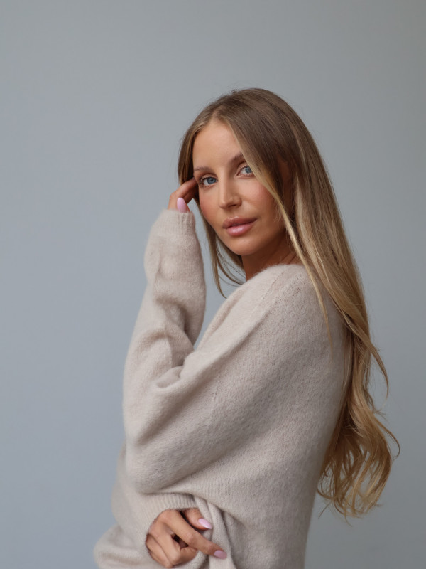 Sweter premium z super kid moherem i wełną merino beż RODEZ 16