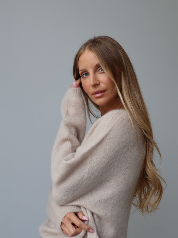 Sweter premium z super kid moherem i wełną merino beż RODEZ 15