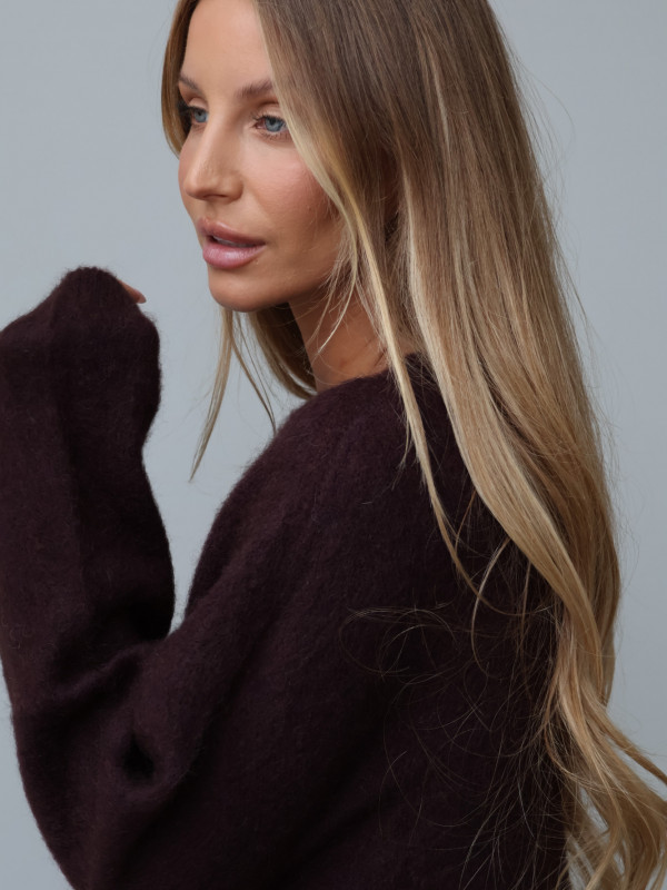 Sweter premium z super kid moherem i wełną merino gorzka czekolada RODEZ 7