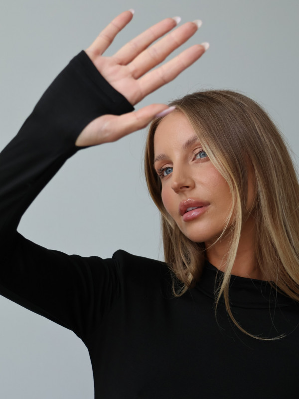 Golf z poduszkami 100% wiskoza AMELINE czarny 6