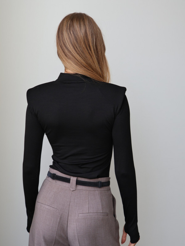 Golf z poduszkami 100% wiskoza AMELINE czarny 10