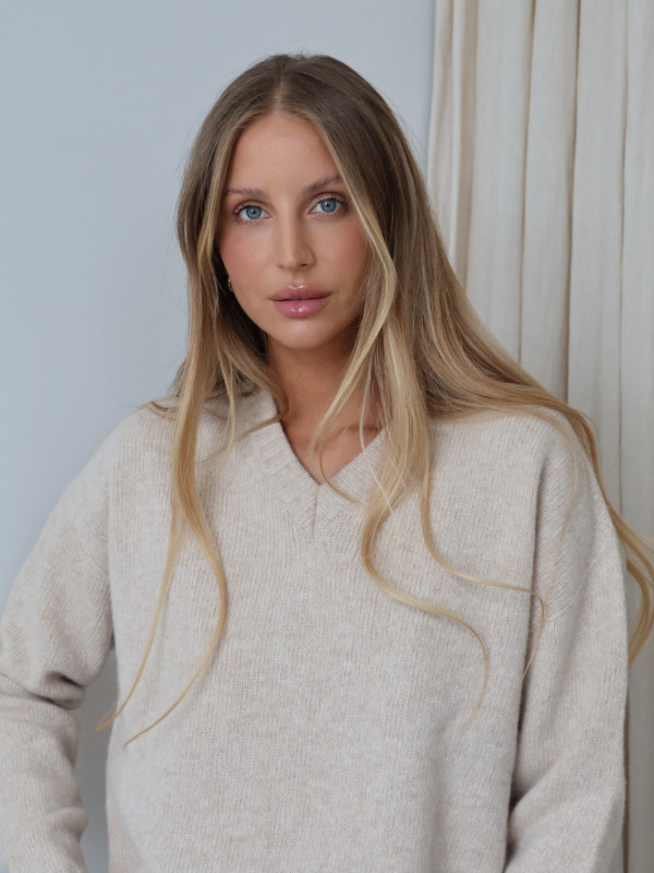 Sweter z dekoltem V 100% wełna merino premium beż SELINE 4