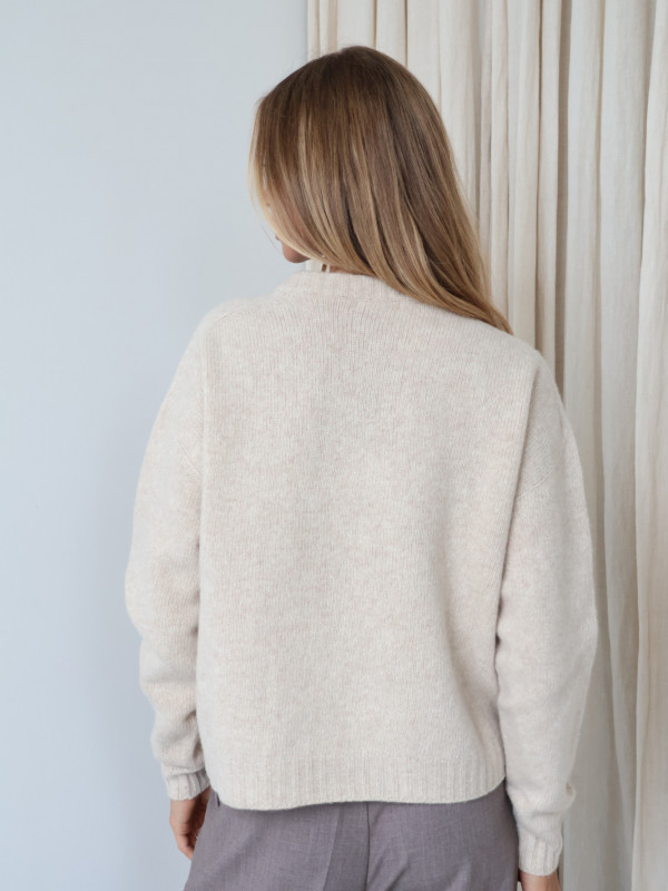 Sweter z dekoltem V 100% wełna merino premium beż SELINE 6