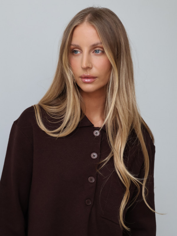 Sweter polo z guzikami czekolada MONS 5