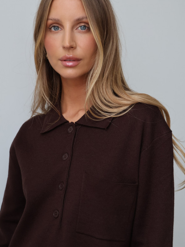 Sweter polo z guzikami czekolada MONS 8