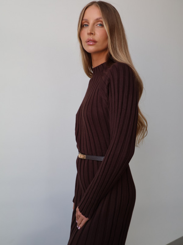 Sukienka dzianinowa prążkowana czekolada DINANT 12