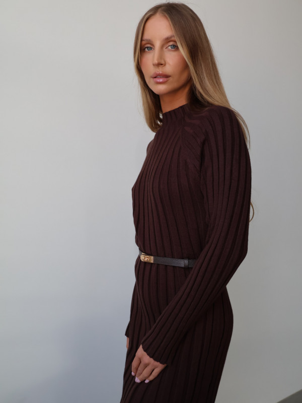 Sukienka dzianinowa prążkowana czekolada DINANT 11