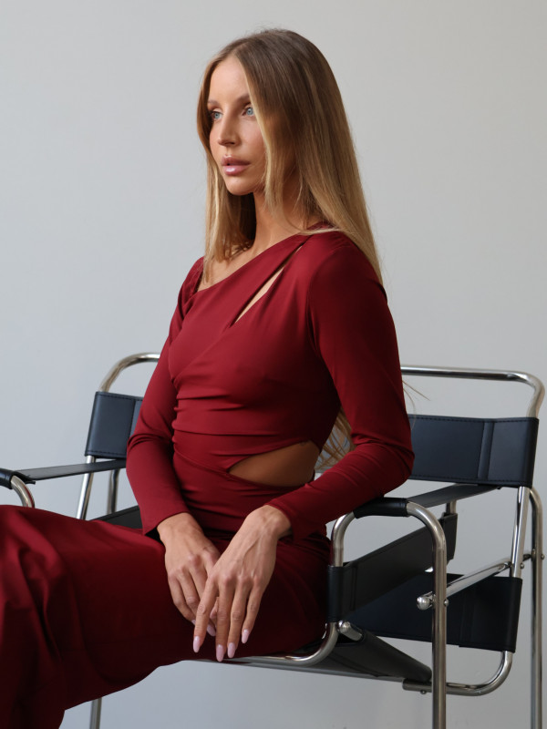 Sukienka z wycięciem czerwona LADY 14