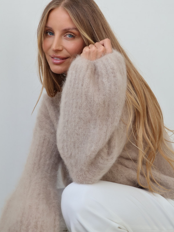 Sweter z super kid moherem premium beż BRISTOL 8