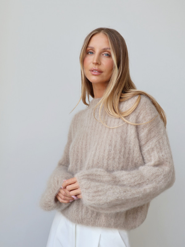 Sweter z super kid moherem premium beż BRISTOL 15