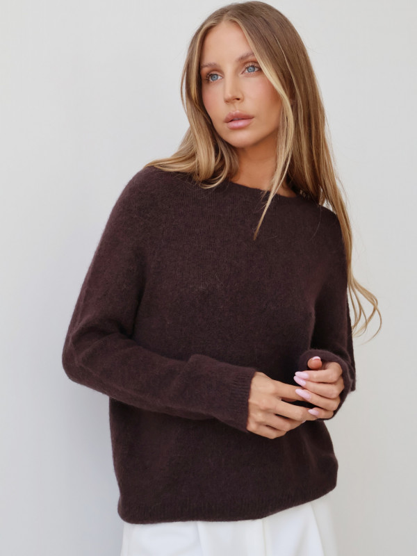 Sweter z baby alpaką gorzka czekolada AROSA